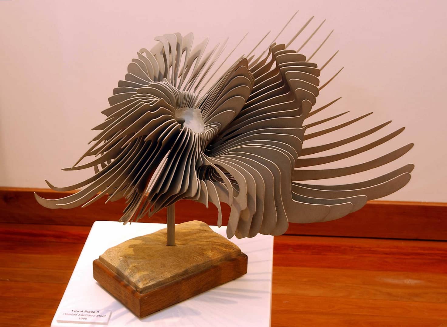Floral Piece II, 1998, painted stainless steel